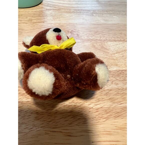 1983 Vintage R. Dakin & Co. Mini Teddy Bear w Yellow Bow Tie - Picture 4 of 10